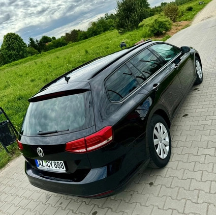 Volkswagen Passat cena 49900 przebieg: 279500, rok produkcji 2018 z Gliwice małe 46